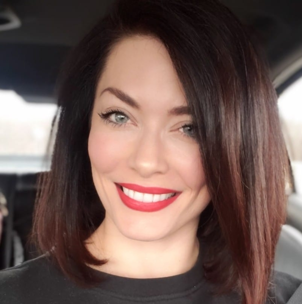 Meet your Posher, Emmie